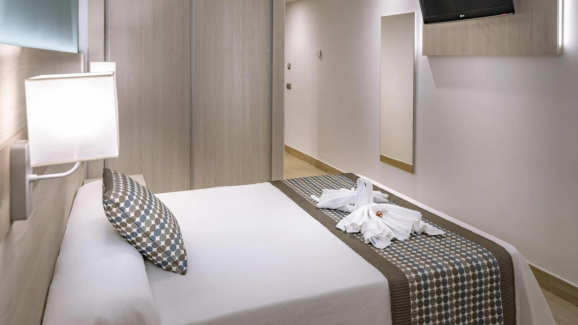 Hotel 4R Miramar Calafell 3*,