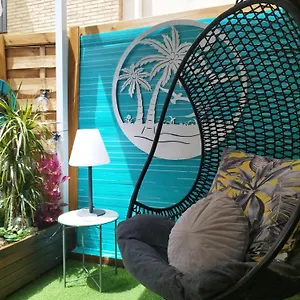 Big Privat Terrace Free Parking Apartamento