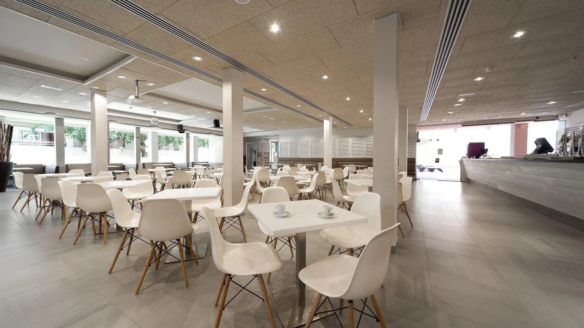 4R Miramar Calafell Hotel